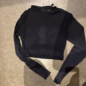MAI Black Long Sleeve ribbed crop surf top